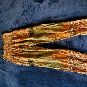 Cute Green/orange Joggers